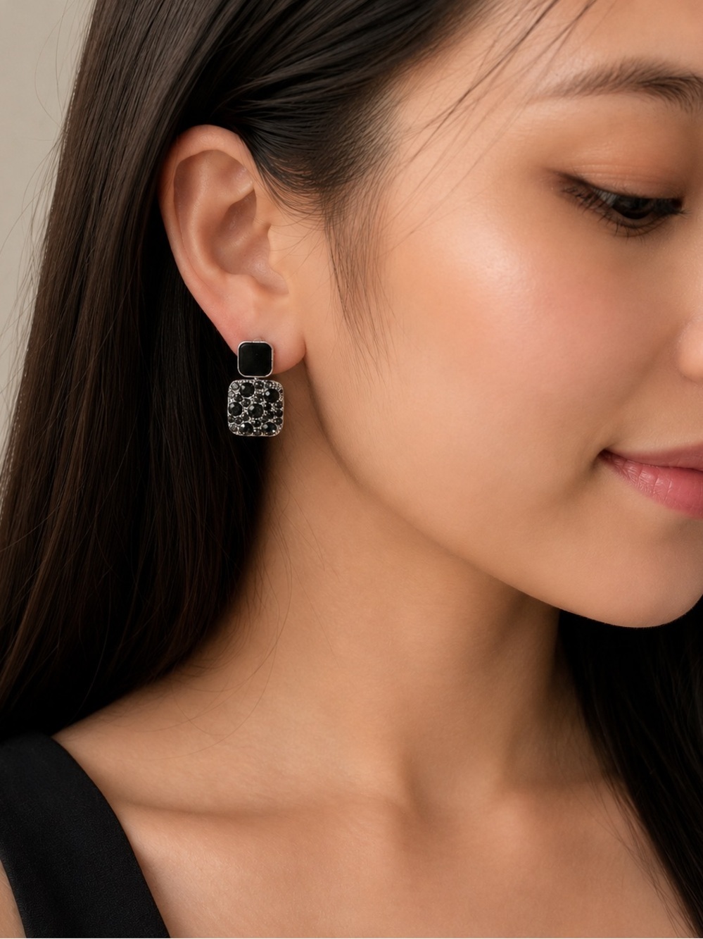 Fashion Vintage Black and Silver Crystal Square Drop Stud Earrings